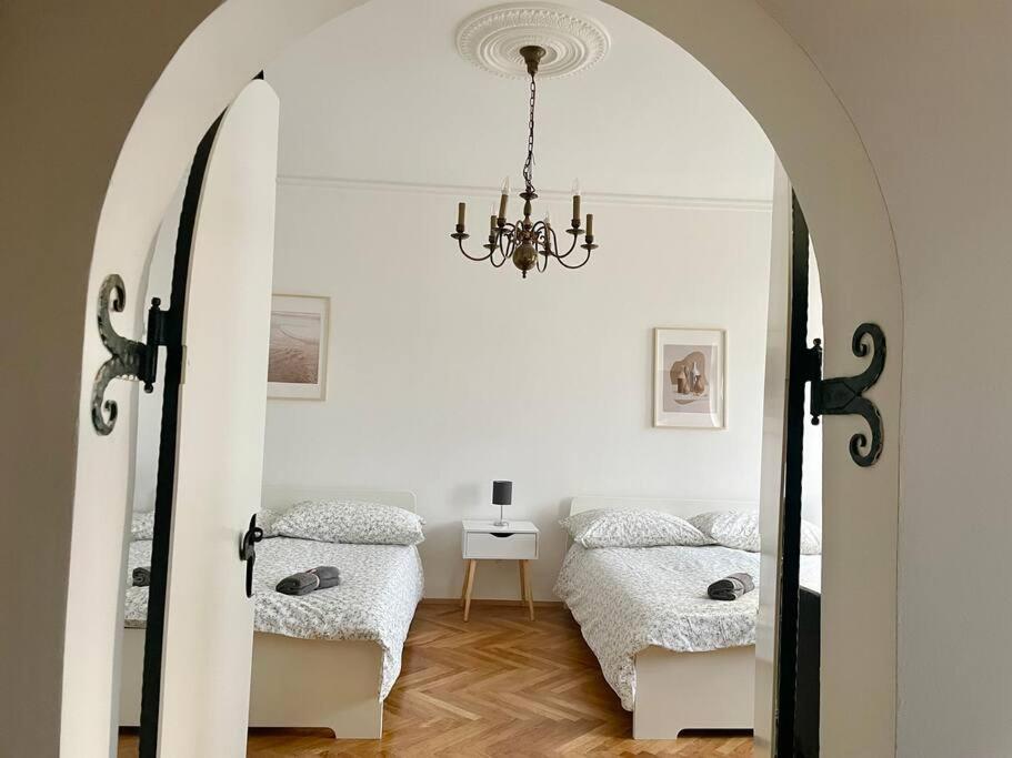 Apartament 110m2 Stylish 4 Bedroom Viena